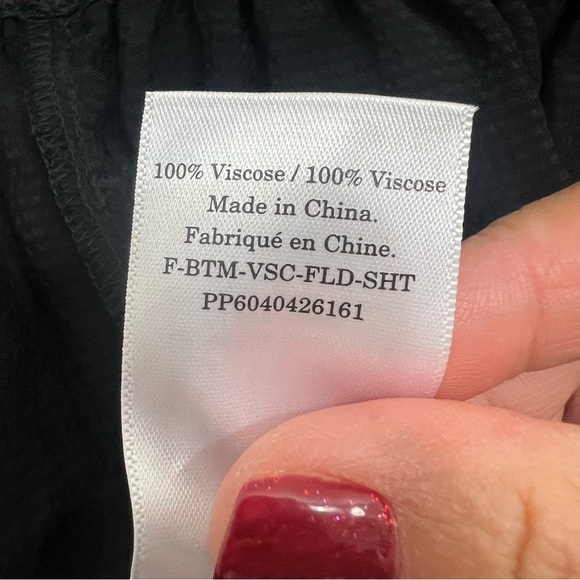 NWT Everlane XXS Black Satin High Rise Elastic Waist Relaxed Fit Pull On Shorts - Picture 8 of 10